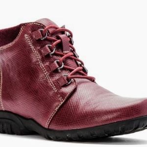 Propet Delaney Bordo bootie